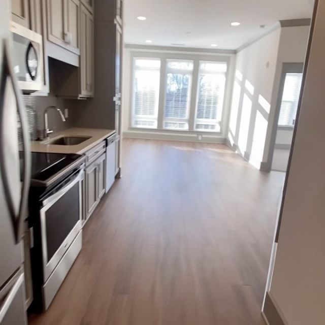 Check out our A3 video floorplan
Only one left of its kind with beautiful wood views! Available for an immediate move-in

Call us at 571-655-2821 to schedule a tour! #Notallapartmentsarethesame #chantilly #preserveatwestfields #fairfaxcountyva #nowleasing #thisisnwrliving #1bedroomapartment #spacious #luxuryliving